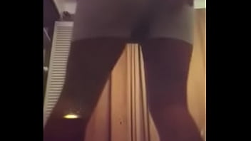 Preview 2 of Boss X X X Videos - BAILANDO RICO UWU