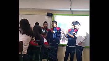 Preview 4 of Nifty Big Balls Compilation - garotos cantando par&oacute_dia da m&uacute_sica sniper cheios de tes&atilde_o