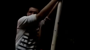Preview 3 of Nyata Indo - QU&Iacute_MICA SARAD&Atilde_O FAZENDO POLE DANCE