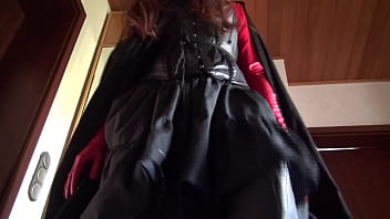 Preview 1 of Isex Chat Room - crushing toycar in high heels