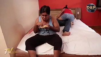 Preview 2 of Urdo Men Xxx - Desi aunty buddha