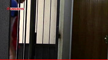 Preview 1 of Sexzoo Snake - Estudante,  de 19 anos ,  Magrinho corpo de modelo,  dotado  l  SUBSCREVA  AGORA  para  assistir conte&uacute_dos completos