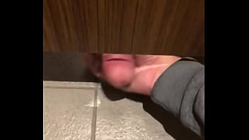 Preview 1 of Bdsm Gay Sissy - Quay l&eacute_n vắt tinh sục cặc d&ugrave_m anh toilet
