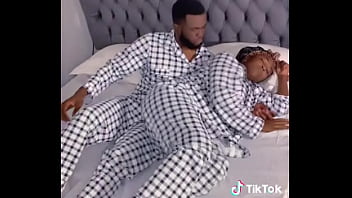 Preview 2 of First Tme Sex With New Gril - Baisse en couple