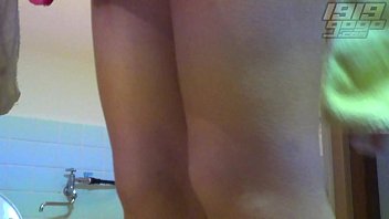 Preview 2 of Indian Bhabhi Blowjob In Saree - Very Sensitive Asian