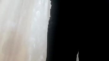 Preview 2 of Basur Bhabi Sex - La tua bellissima mamma italiana passa la mattinata a provarsi questi fantastici jeans aderenti