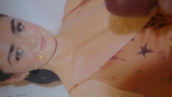 Preview 2 of Pussy16com Sister And Brother - Cum tribute for Maisie Williams!