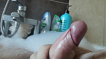 Preview 4 of X Hamastsr - Another bath wank