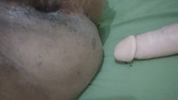 Preview 3 of Old Woman Oldmansex - Dildo en mi colita