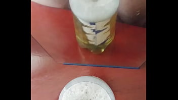 Preview 3 of Video Porni - Piss in bottle2