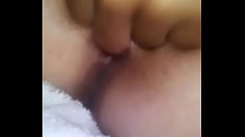 Preview 4 of Sunny Leone Romancing With A Boy - Putita envia video a el novio y pregunta &iquest_Te gusta mi vagina?