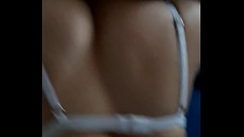 Preview 1 of Mom Beleca - Shuki la putita