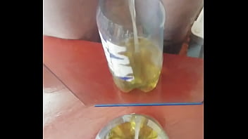 Preview 2 of Very Hi - Piss in bottle