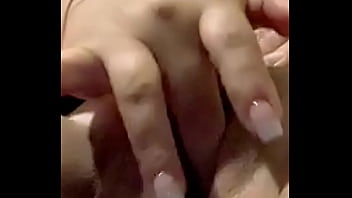 Preview 2 of Teen Eva Berger - Mi novia metiendose el dedo