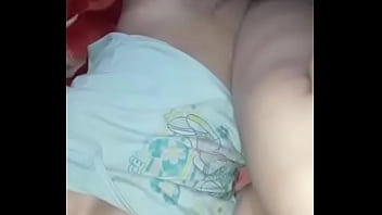 Preview 3 of Baby Boy With Old - Meu Moz&atilde_o se tocando e chupando minha pica