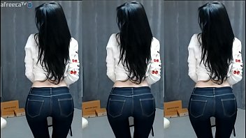 Preview 2 of Muffia Com Porn - G&aacute_i H&agrave_n Quốc nhảy m&ocirc_i v&agrave_ h&ocirc_ng,  cuộn,  cưng,  trăng tr&ograve_n