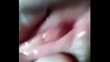 Preview 3 of Friend Russian Cuckold - Caiu na net Coroa tarada se masturba e deixa buceta todinha molhada na cam