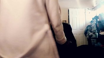 Preview 1 of Fuck Pornbitter - Wildcat working her ass and pussy with her legs together