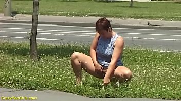 Preview 4 of Vigrin Xxx - redhead bbw milf peeing in public