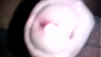 Preview 3 of Licking Pussy With Ice Cream - O mulato e o branquinho fudendo a travesti