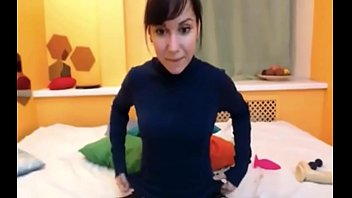 Preview 1 of Xxnxx 3g Free Movie Yotvb - Housewife loves rubbing pussy for you