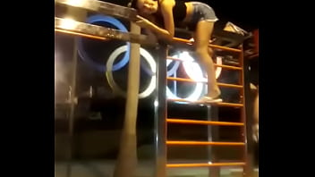 Preview 1 of Public Orgasim - Perdendo a virgindade na esquina