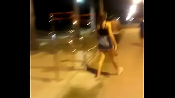 Preview 4 of Public Orgasim - Perdendo a virgindade na esquina