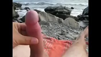 Preview 3 of 18 Yahry - jerking on the beach