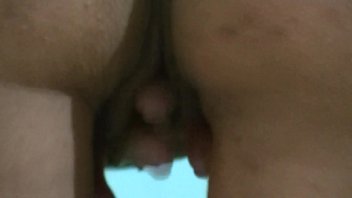 Preview 1 of Mom Big Size Vs Boy Big - Minha esposa &eacute_ um chafariz
