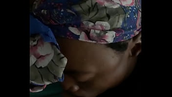 Preview 1 of Porno Video India - Ebony bitch sucks good dick