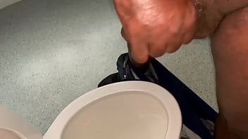 Preview 1 of Belize Porn - Stroking that dick