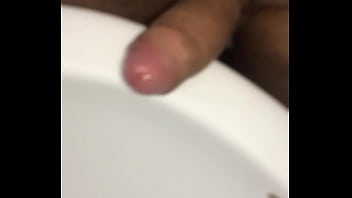 Preview 1 of Pore Mony Xxx Video - Esfregada na pia