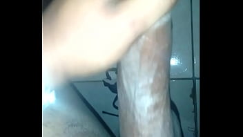 Preview 1 of Mom Bech - Gozando nA PunhetA