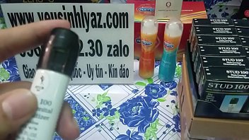 Preview 3 of Mofos Laura Keli - chai xịt chống xuất tinh sớm stud 100 ch&iacute_nh h&atilde_ng