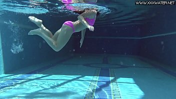 Preview 2 of Pakistanee - Jessica Lincoln hot teen underwater