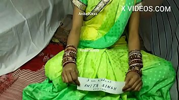 Preview 1 of Voyeur Caouple In Car - Indian Desi sex video in Indian saree fuck
