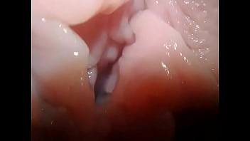 Preview 2 of Japan Big Boobs Cum Inside Pussy - morena vagina por dentro- zoom- close up