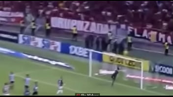 Preview 4 of Xxxvdo Odea - Arrascaeta estrupa goleiro