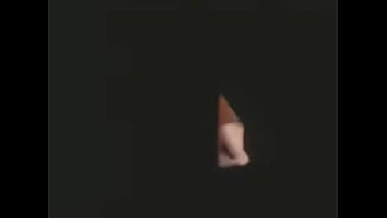Preview 4 of Xxx Foram Girle - Espiando vizinhos pelo buraco da parede de madeira Desculpa pela tremedeira &eacute_ que filmei s&oacute_ com uma m&atilde_o a outra estava ocupada sacom&eacute_&eacute_