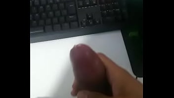 Preview 3 of Cesh Orgy - ostenta&ccedil_&atilde_o para loirinha