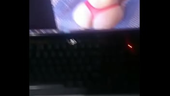 Preview 1 of Cesh Orgy - ostenta&ccedil_&atilde_o para loirinha