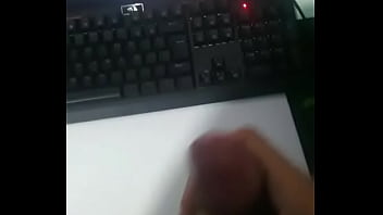 Preview 4 of Cesh Orgy - ostenta&ccedil_&atilde_o para loirinha