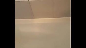 Preview 2 of Viagra Spry - LaCendre fait une grosse &eacute_jac chez des amis  LaCendre makes a bigload of coming in friend&#039_s house