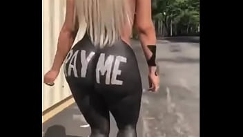 Preview 4 of Iceland Crazy - Black girl big ass