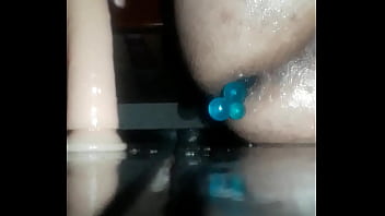 Preview 2 of Girl Japaneses - bolas chinas en mi culo