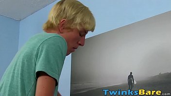Preview 1 of Www Desy Lady In - Twink receives a blowjob and barebacks his skinny masseur