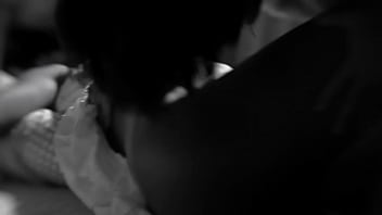 Preview 1 of Girlfriend Pay - Aisha Jambo em &quot_Banho Maria&quot_