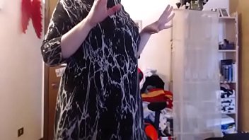 Preview 1 of Sekx Videos Manusia Binatng - Piscio sopra le scarpe che mi ha regalato il mio ex ragazzo che cosa tremenda