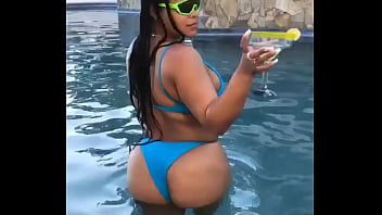 Preview 3 of Jodi West In Kitchen - instagram  queenheather