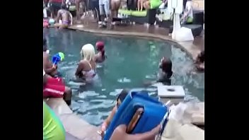 Preview 2 of Baloch Girl Having Sex - Big boob&#039_s Girl gets fucked on a pool party